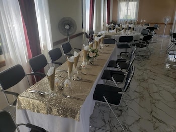 Mangoro Hotel,,3 star