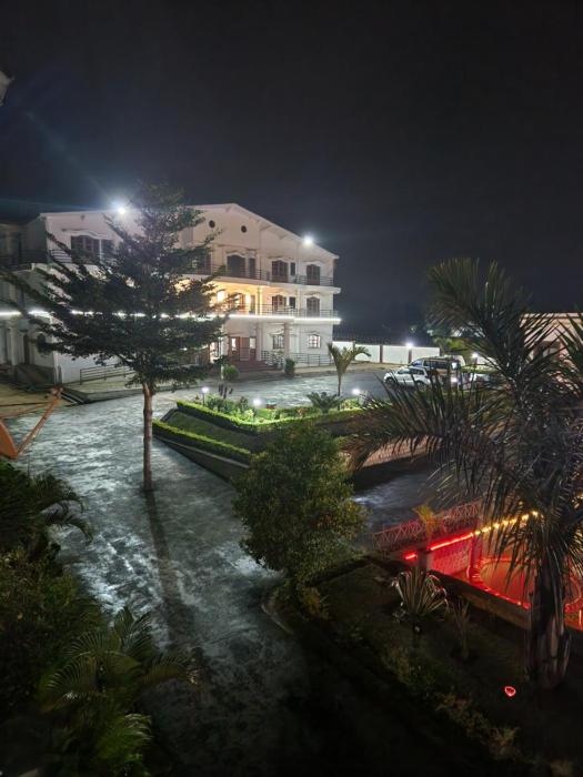 mangoro hotel