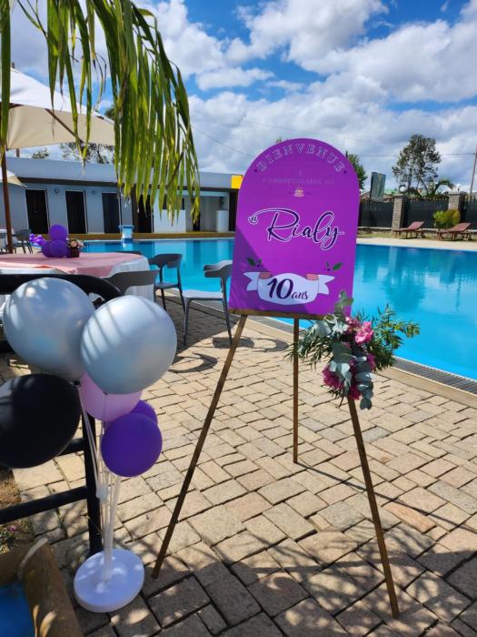 mangoro hotel
