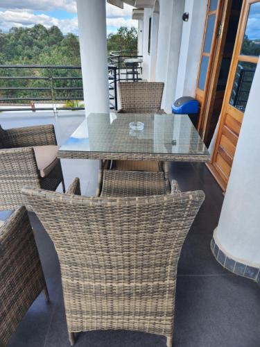 mangoro hotel