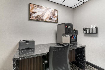 red lion inn and suites kansas city
