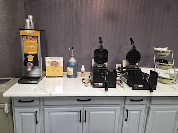red lion inn and suites kansas city