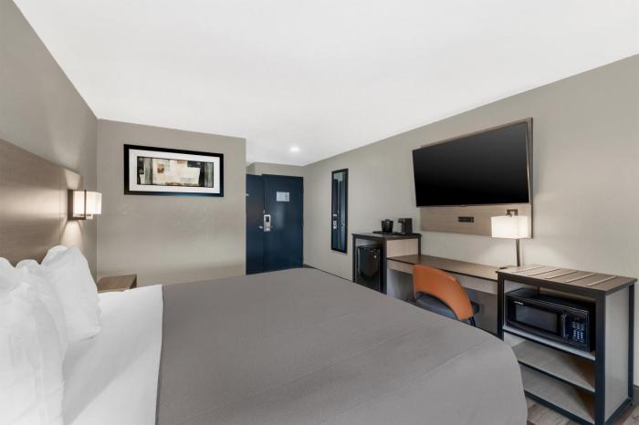 red lion inn and suites kansas city