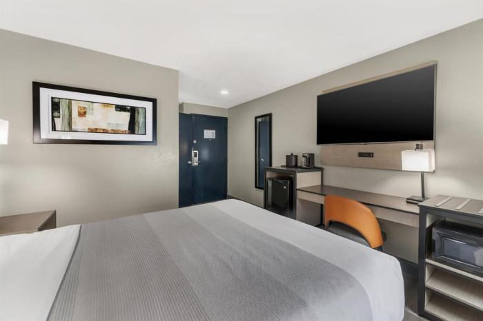 red lion inn and suites kansas city