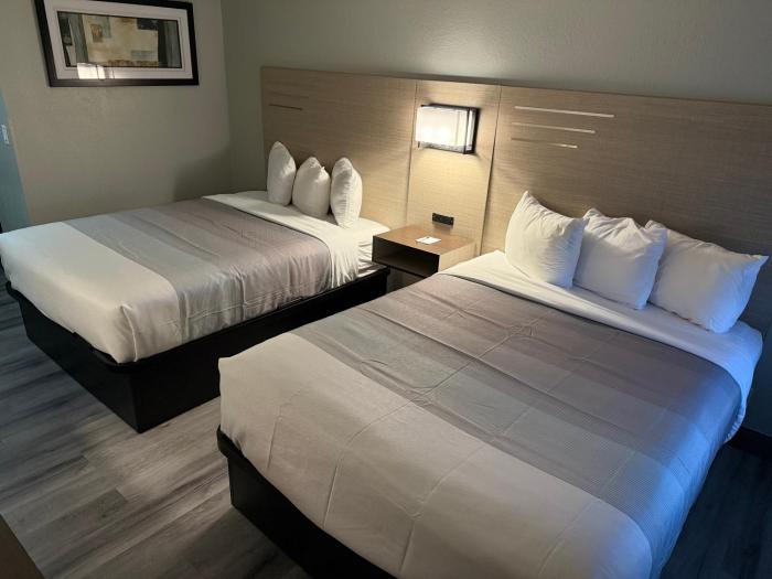 red lion inn and suites kansas city