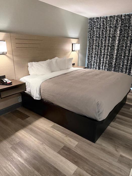 red lion inn and suites kansas city