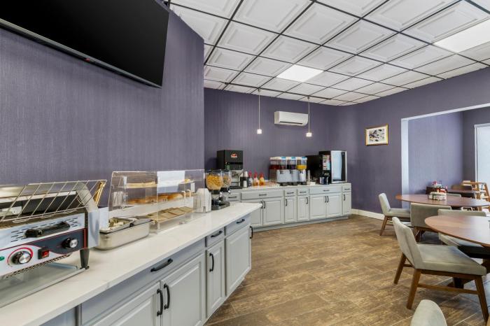 red lion inn and suites kansas city