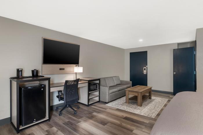 red lion inn and suites kansas city