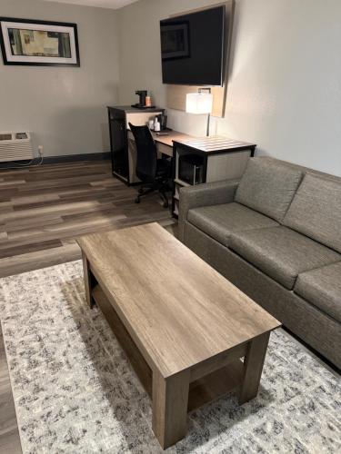 red lion inn and suites kansas city