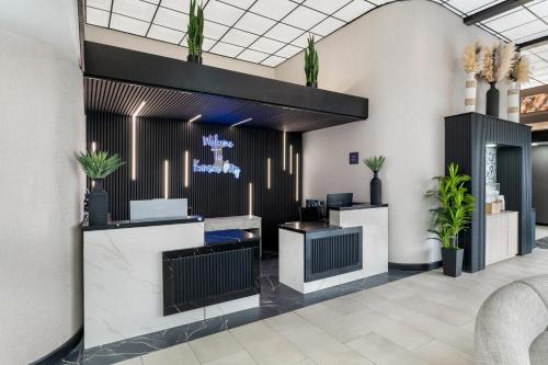 red lion inn and suites kansas city