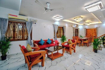 eyokar 4 bhk villa candolim