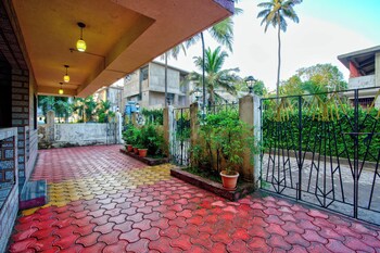 eyokar 4 bhk villa candolim