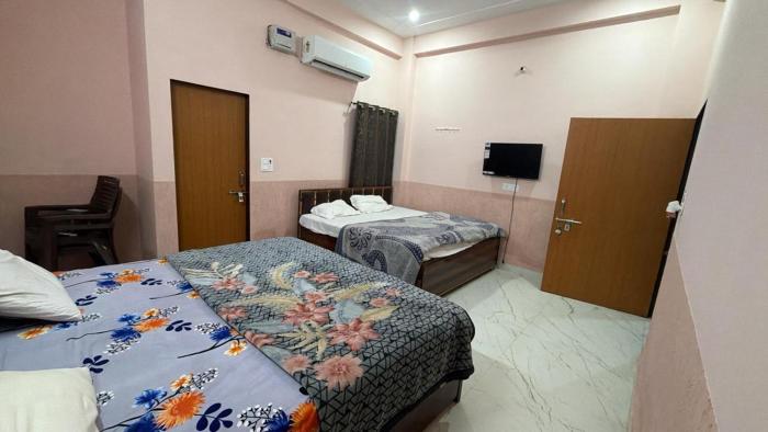amrit guest house