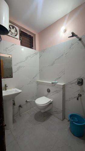 amrit guest house