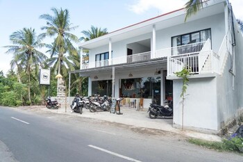 The Joy Rooms Penida,,2 star