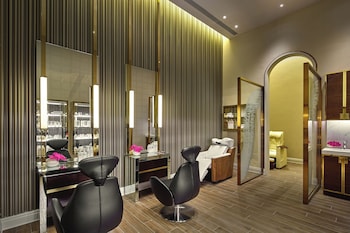 paiza lofts at parisian