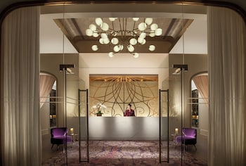 paiza lofts at parisian
