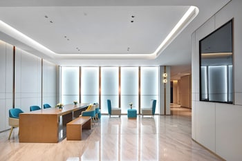 Jinglai Zhenxuan Shanghai Tongji Hospital Xincun Road Subway Station Hotel,,3 star