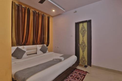 hotel shubhangi inn