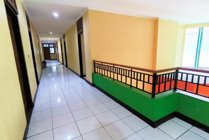 hotel pattimura powered by cocotel