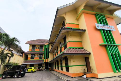 hotel pattimura powered by cocotel