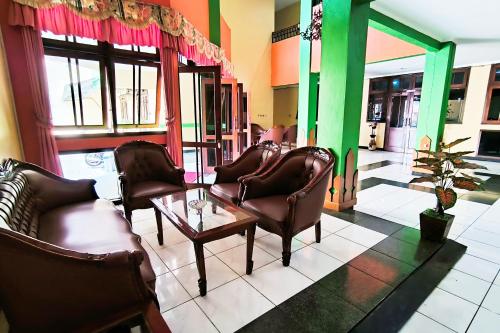 hotel pattimura powered by cocotel
