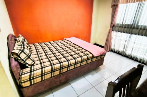 hotel pattimura powered by cocotel