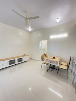 sai grand villas and hotel