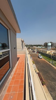 sai grand villas and hotel