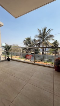 sai grand villas and hotel