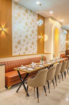 Hotel Silver Stone Varanasi,,3 star