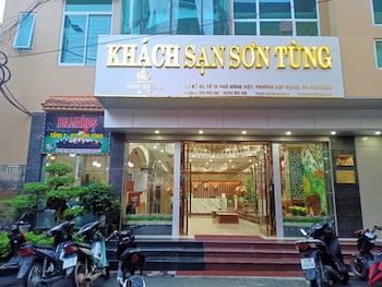 son tung hotel kim dong walking street
