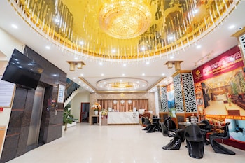 son tung hotel kim dong walking street