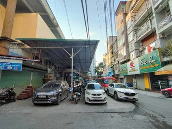 son tung hotel kim dong walking street