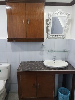 European Condo Rentals Toril,,2 star
