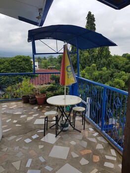 european condo rentals toril
