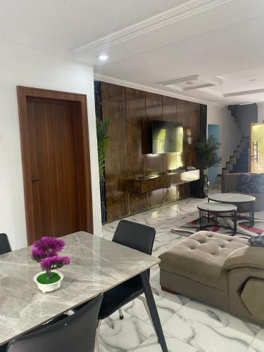 omo one apartment