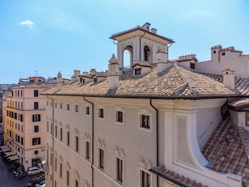 Palazzo Gambirasi Luxury Suite Roma,,4 star