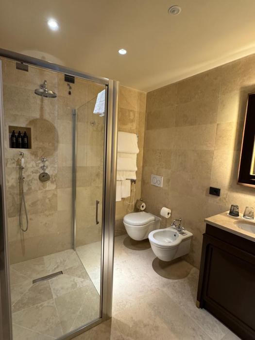 palazzo gambirasi luxury suite roma