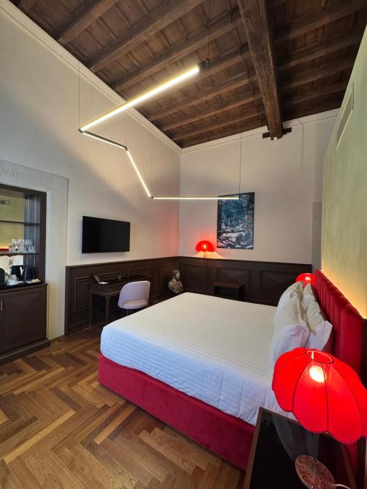 palazzo gambirasi luxury suite roma