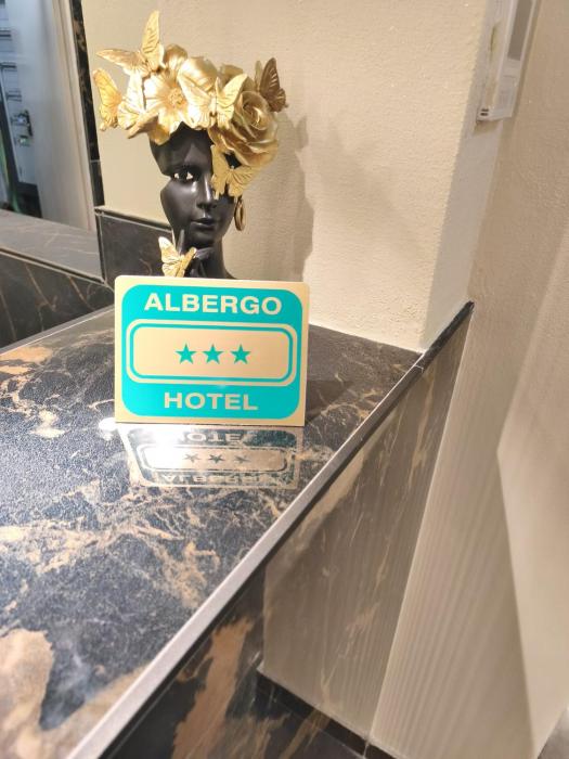hotel v7