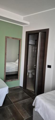 hotel v7