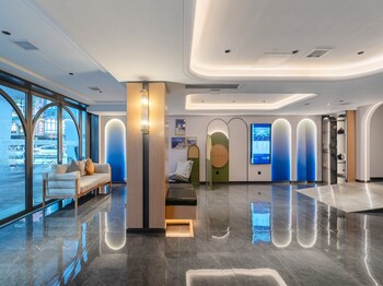 o live social hotel guangzhou railway station bai ma garment city branch