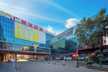 o live social hotel guangzhou railway station bai ma garment city branch