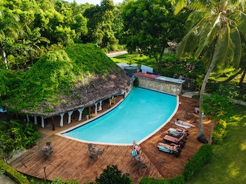 Coco Beach Resort,Hideaway Island>>Efate,4 star