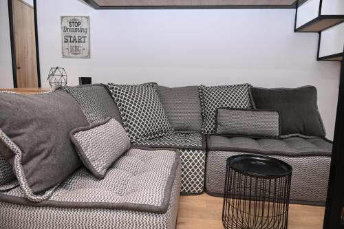urban loft by neuvel