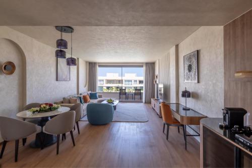 rixos premium magawish bay view