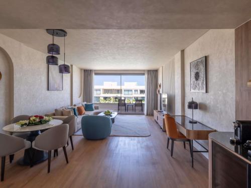rixos premium magawish bay view