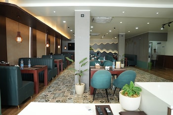 Hotel Royal Paradise,,3 star