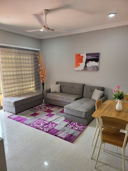 Accra Apartments,,4 star